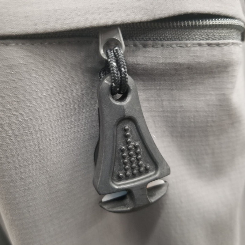 Load image into Gallery viewer, Line Cutterz Ceramic Blade Zipper Pull
